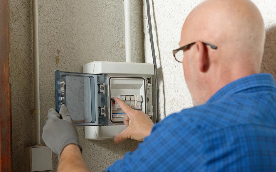 cherche électricien Magnanville